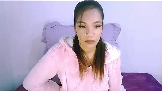 1SweetIndian from StripChat is Freechat
