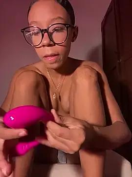 Check-out your craziest wishes with our pick of gaming cams models, featuring big knockers, round tails and tight twats.