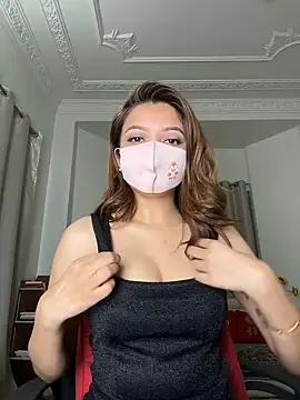 Check-out your craziest wishes with our pick of gaming cams models, featuring big knockers, round tails and tight twats.