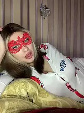69Laura696 from StripChat is Freechat
