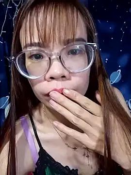 __Mai-love19__ from StripChat