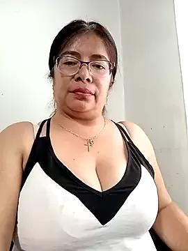 __valentina18 from StripChat is Freechat