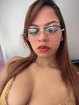 Check-out your craziest wishes with our pick of gaming cams models, featuring big knockers, round tails and tight twats.