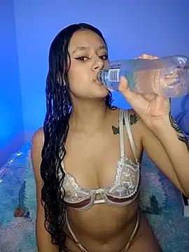 Check-out your craziest wishes with our pick of gaming cams models, featuring big knockers, round tails and tight twats.