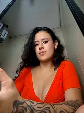 Check-out your craziest wishes with our pick of gaming cams models, featuring big knockers, round tails and tight twats.
