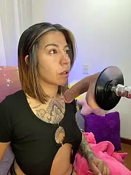 Check-out your craziest wishes with our pick of gaming cams models, featuring big knockers, round tails and tight twats.