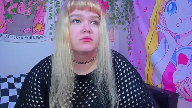 _CandyM1lky_ from StripChat is Freechat