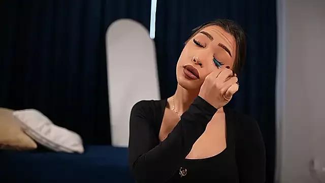 Check-out your craziest wishes with our pick of gaming cams models, featuring big knockers, round tails and tight twats.