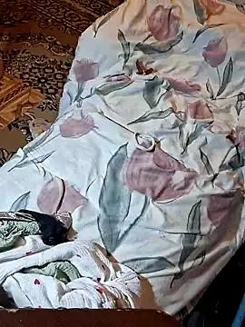 _Kitti_ from StripChat is Freechat