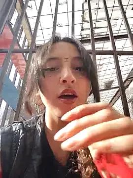 _Laary_Lily from StripChat is Freechat