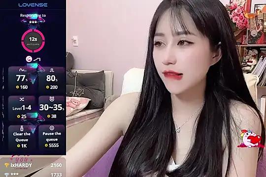 Check-out your craziest wishes with our pick of gaming cams models, featuring big knockers, round tails and tight twats.