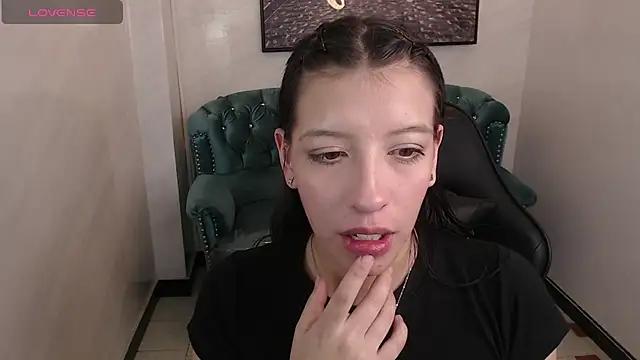 _lucy_v from StripChat is Freechat