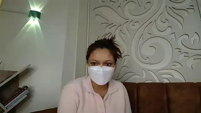 _Lunaaa from StripChat is Freechat