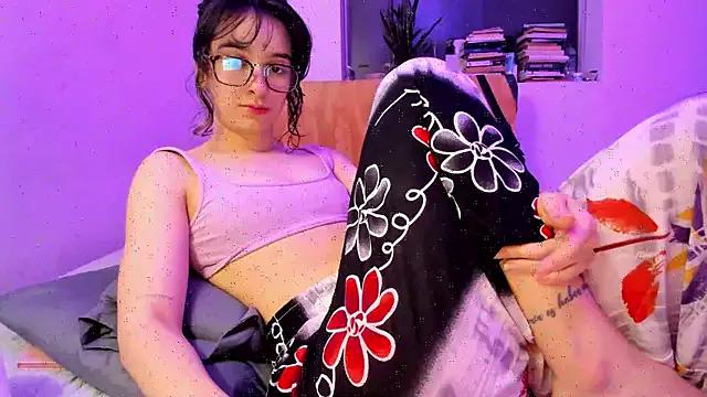 Check-out your craziest wishes with our pick of gaming cams models, featuring big knockers, round tails and tight twats.