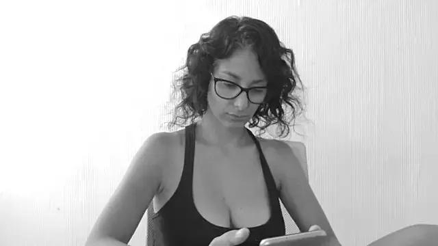 _MrsStrangelove_ from StripChat is Freechat