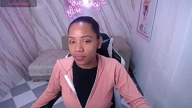 _Samara_b_ from StripChat is Freechat