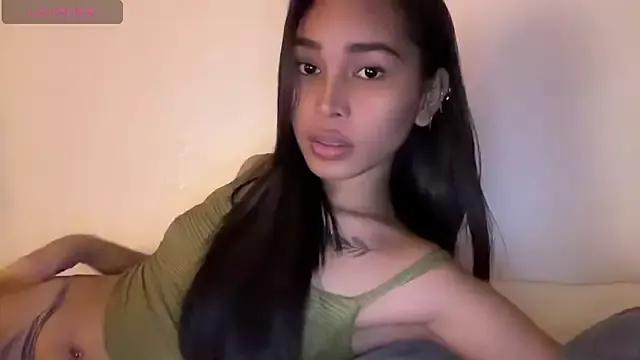 _sexyanne69_ from StripChat is Freechat