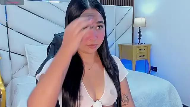_Tiffany_Ross from StripChat is Freechat