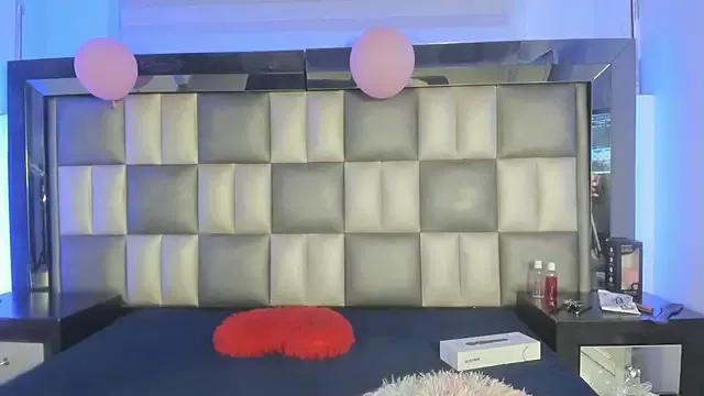 Check-out your craziest wishes with our pick of gaming cams models, featuring big knockers, round tails and tight twats.