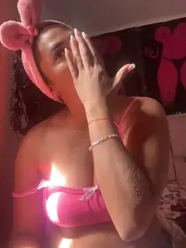 Check-out your craziest wishes with our pick of gaming cams models, featuring big knockers, round tails and tight twats.