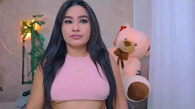 Check-out your craziest wishes with our pick of gaming cams models, featuring big knockers, round tails and tight twats.