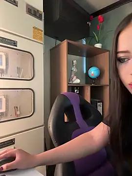 Check-out your craziest wishes with our pick of gaming cams models, featuring big knockers, round tails and tight twats.