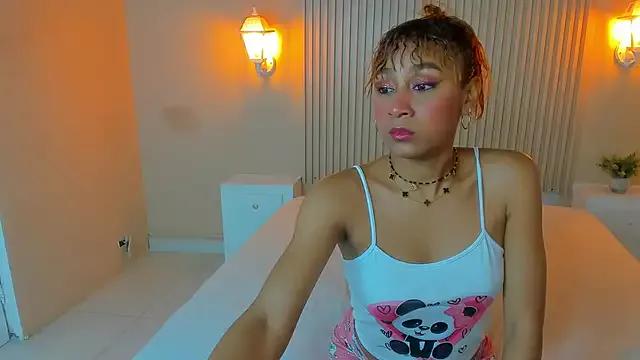 Check-out your craziest wishes with our pick of gaming cams models, featuring big knockers, round tails and tight twats.