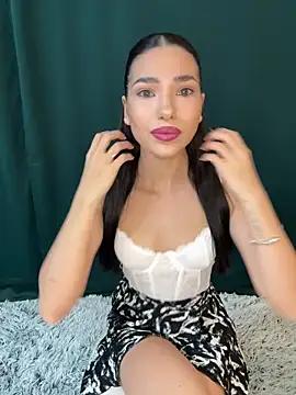 Check-out your craziest wishes with our pick of gaming cams models, featuring big knockers, round tails and tight twats.