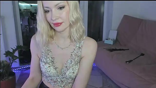 AbsoluteGoddess from StripChat is Freechat