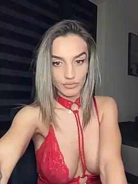 Check-out your craziest wishes with our pick of gaming cams models, featuring big knockers, round tails and tight twats.