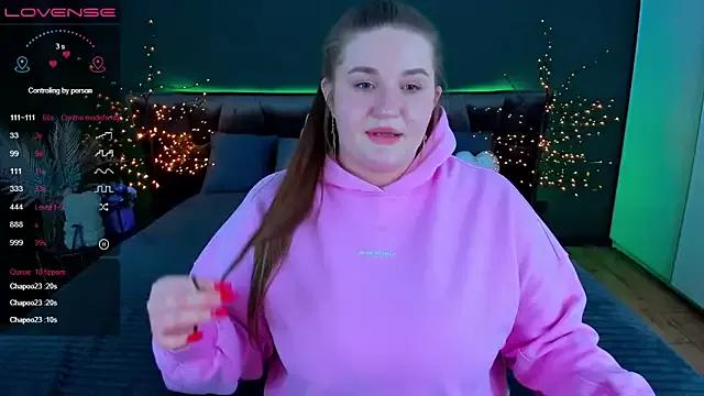 Check-out your craziest wishes with our pick of gaming cams models, featuring big knockers, round tails and tight twats.