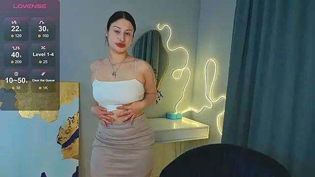 Check-out your craziest wishes with our pick of gaming cams models, featuring big knockers, round tails and tight twats.