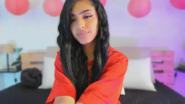 Check-out your craziest wishes with our pick of gaming cams models, featuring big knockers, round tails and tight twats.