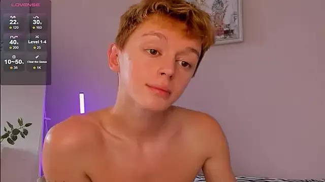 agelandreww from StripChat is Freechat