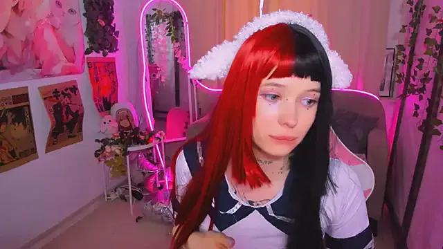Check-out your craziest wishes with our pick of gaming cams models, featuring big knockers, round tails and tight twats.