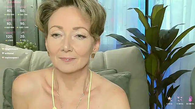 AkexandraFix from StripChat is Freechat