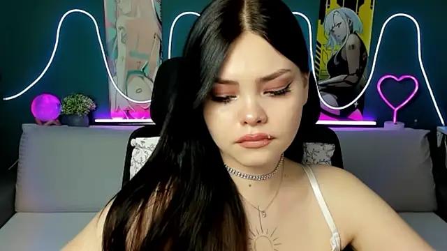 Check-out your craziest wishes with our pick of gaming cams models, featuring big knockers, round tails and tight twats.