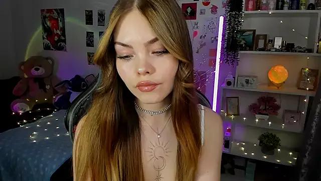 Check-out your craziest wishes with our pick of gaming cams models, featuring big knockers, round tails and tight twats.