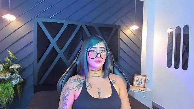 Alahia_Dangelo from StripChat
