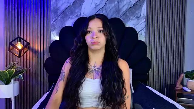 Check-out your craziest wishes with our pick of gaming cams models, featuring big knockers, round tails and tight twats.