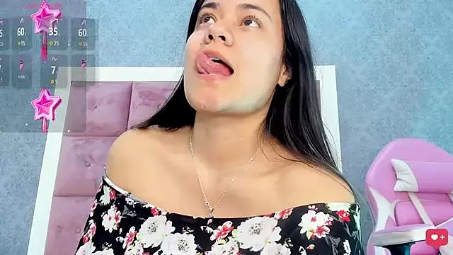 Check-out your craziest wishes with our pick of gaming cams models, featuring big knockers, round tails and tight twats.