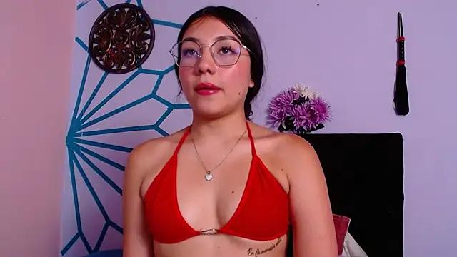 Check-out your craziest wishes with our pick of gaming cams models, featuring big knockers, round tails and tight twats.