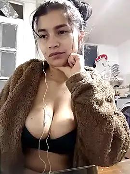 Check-out your craziest wishes with our pick of gaming cams models, featuring big knockers, round tails and tight twats.