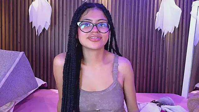 AlanaWalker9 from StripChat is Freechat