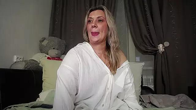 Alessandra92 from StripChat is Freechat