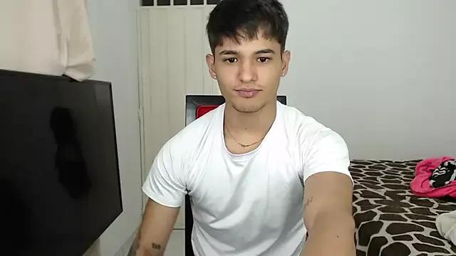 Alex_mojica from StripChat is Freechat