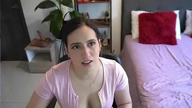alexajhonsonsof from StripChat is Freechat