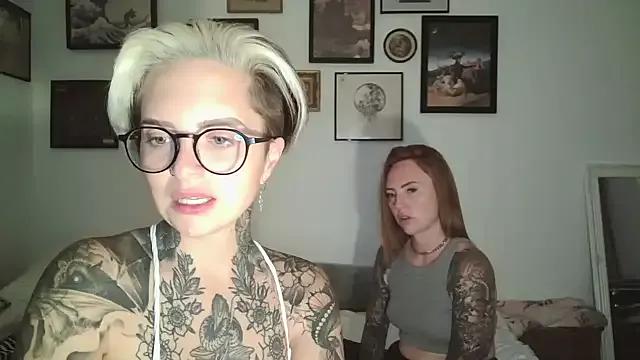 Check-out your craziest wishes with our pick of gaming cams models, featuring big knockers, round tails and tight twats.