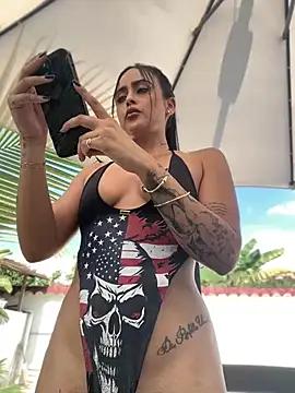 Check-out your craziest wishes with our pick of gaming cams models, featuring big knockers, round tails and tight twats.