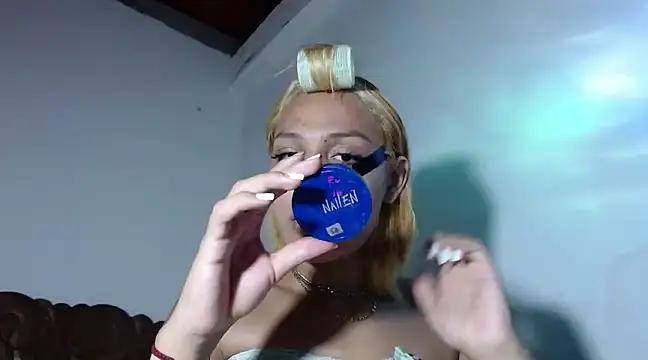 Check-out your craziest wishes with our pick of gaming cams models, featuring big knockers, round tails and tight twats.